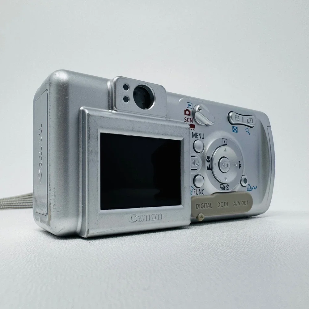 Canon PowerShot A400 Digital Camera Silver 3.2MP PC1080 with Case